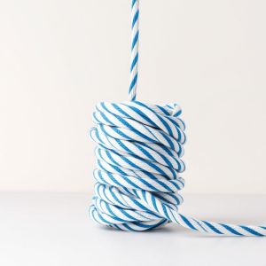 সেমি সাদা